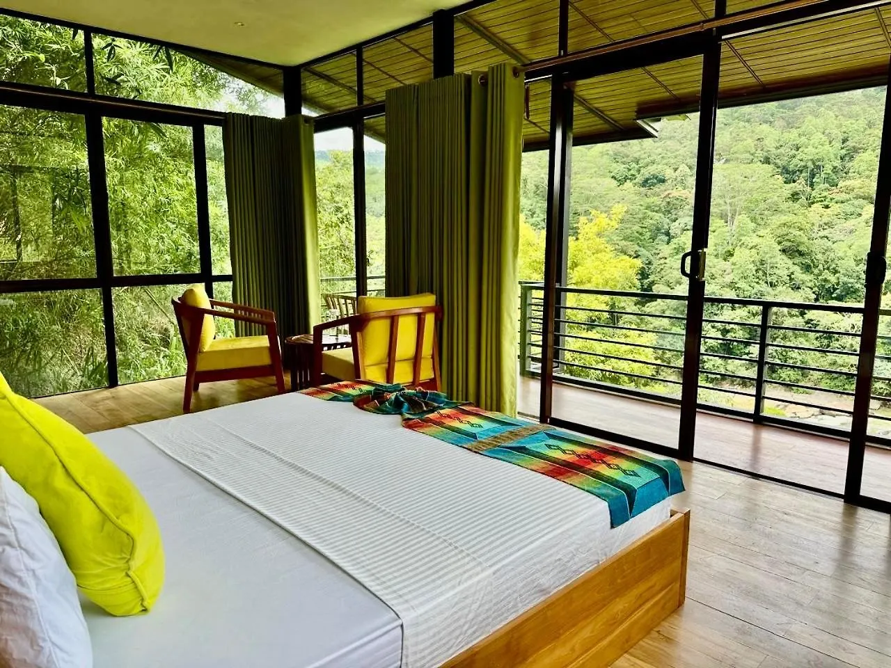 Aqua Dunhinda Villa & Nature Retreat Hotel